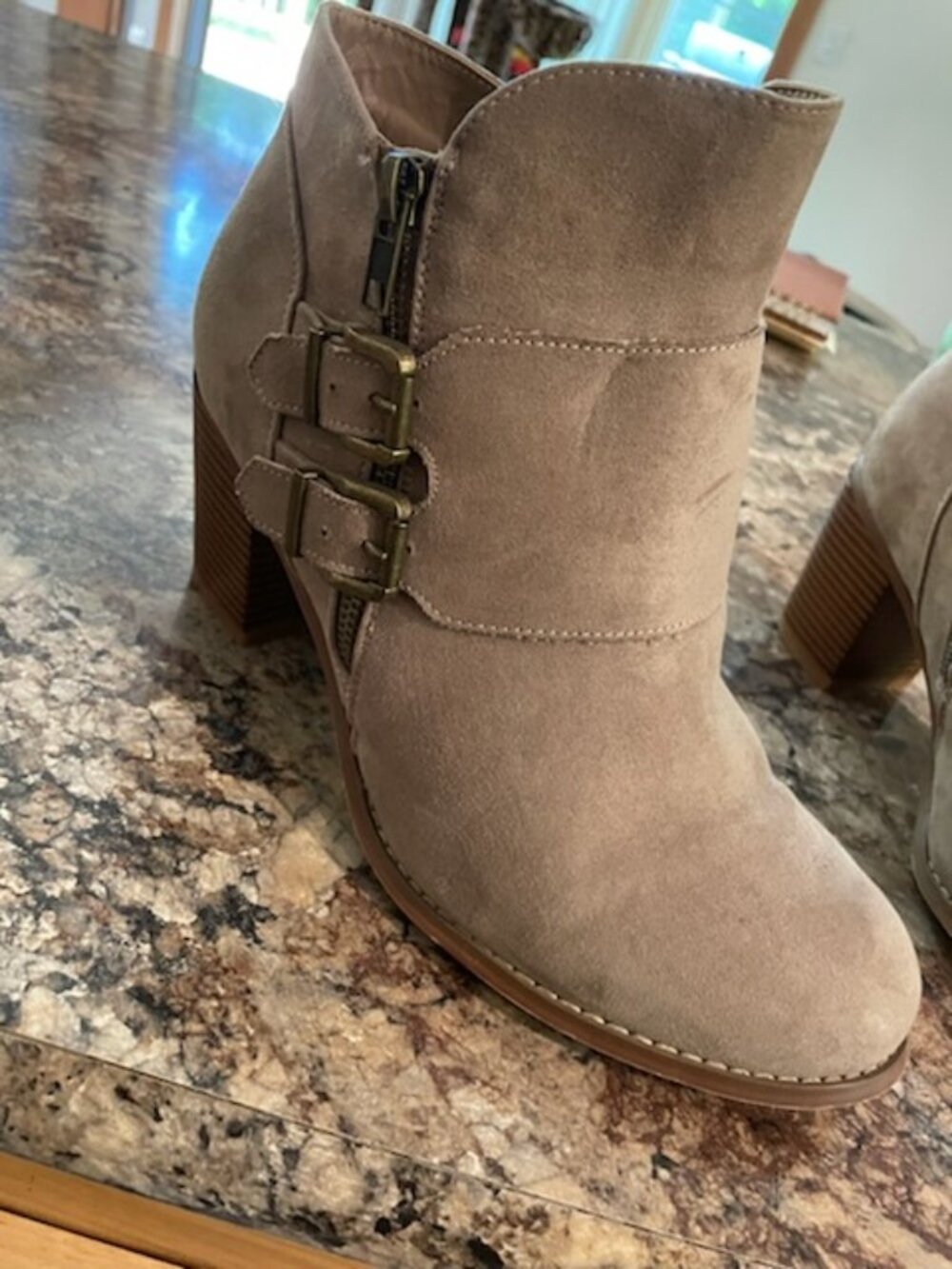 Aukusor booties